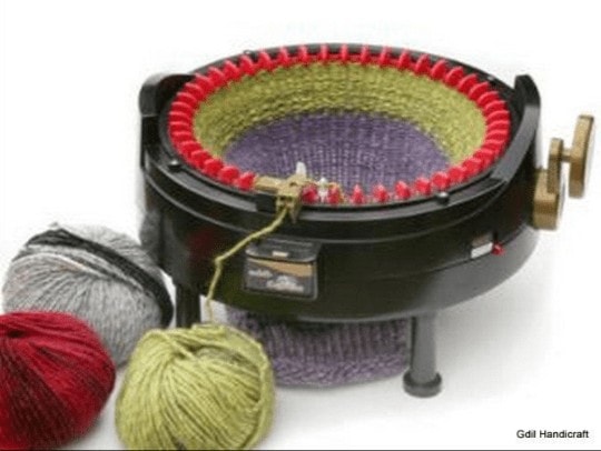 Can Crochet be Machine Made? The Crochet Machine Explained. - Mandy Art  Market