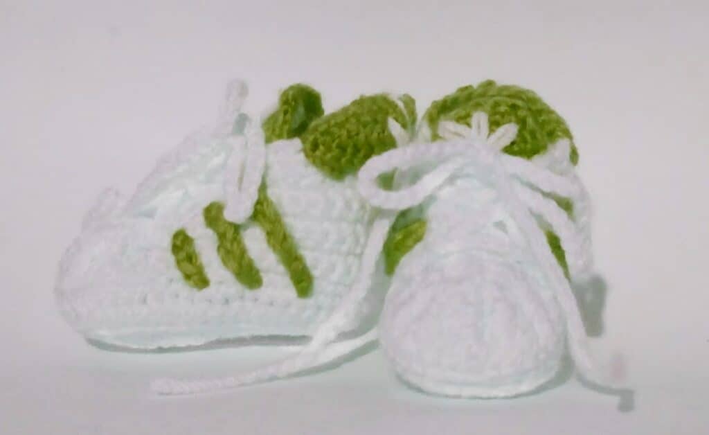 crochet adidas baby sneakers pattern