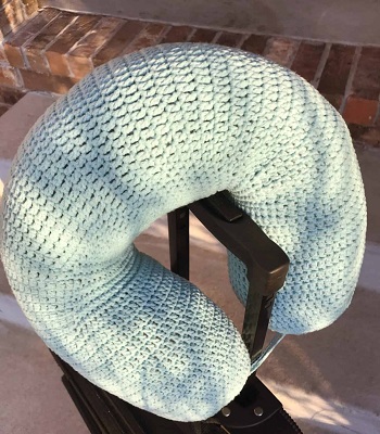 crochet neck pillow