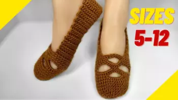 “Peekaboo” Free Pattern For Easy Crochet Slippers