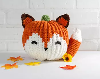crochet fox pumpkin