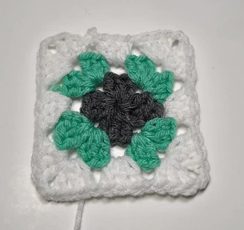 crochet granny square pattern