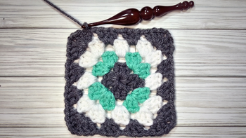 easy crochet granny square