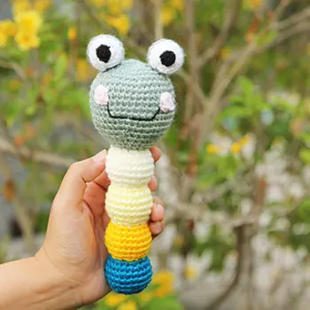 crochet frog face