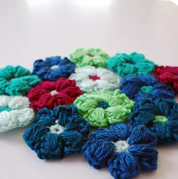 Puff Stitch Headband - Free Crochet Pattern - OkieGirlBling'n'Things