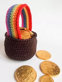 Crochet rainbow pot of gold