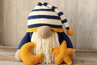 Crochet gnome doll pattern
