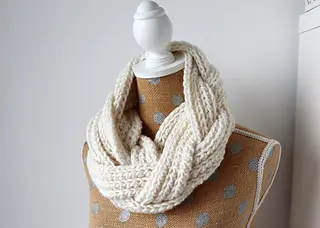 Crochet infinity scarves patterns 