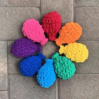 crochet patterns for bernat blanket yarn