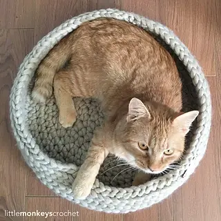 free crochet cat bed