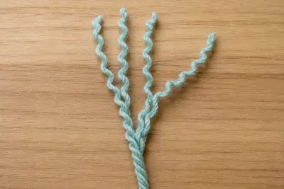 Why does my yarn keep splitting while crocheting